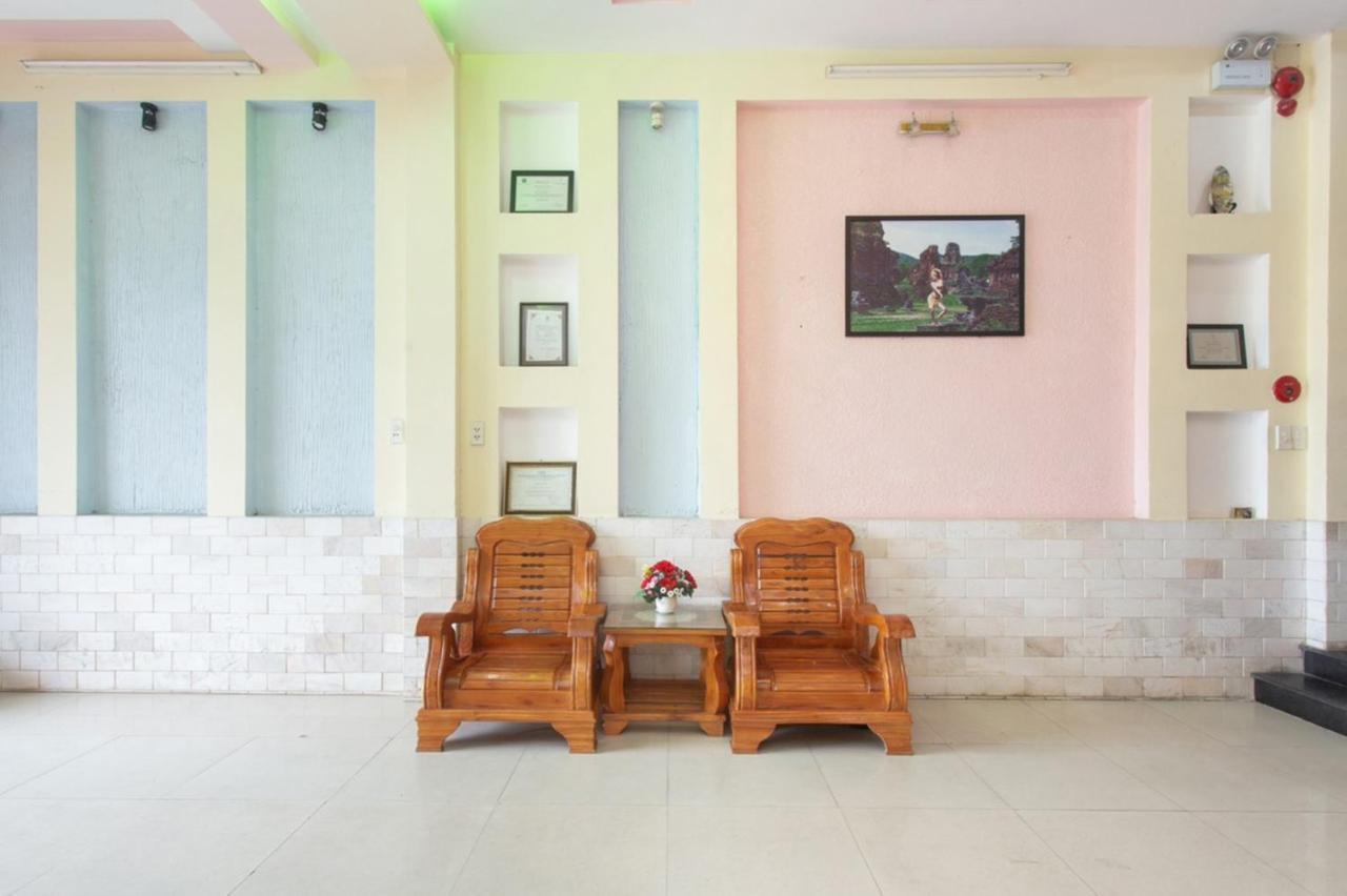 Phuong Hong Hotel Da Nang Esterno foto